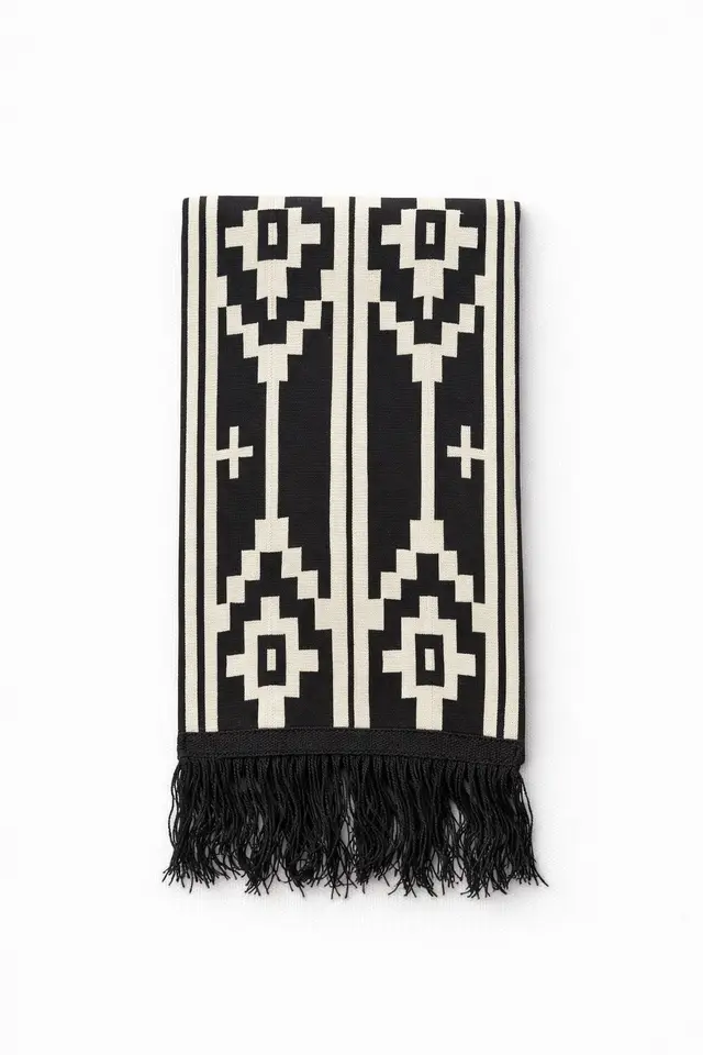 Bufandas tejidas doble faz negro, para complementos — Tierra Argentina