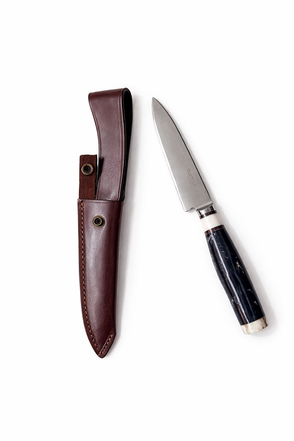 Cuchillo Criollo en Acero Inoxidable con Mango Combinado y Vaina de Cuero